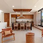 Aru Luxury Condos